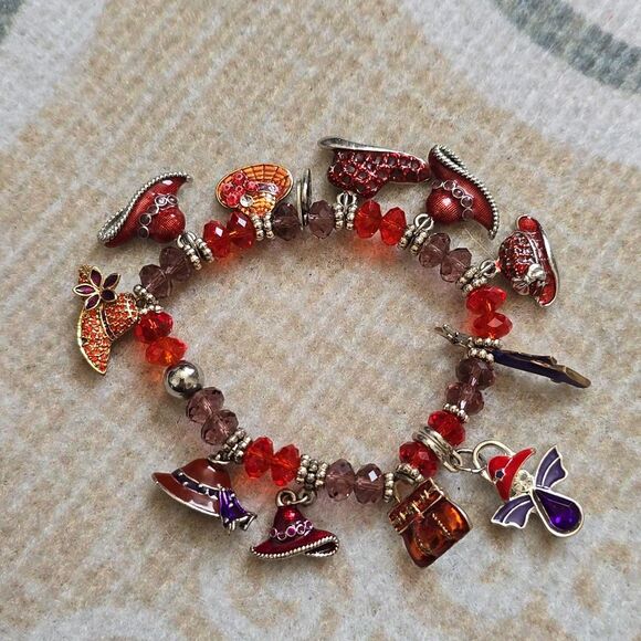 Red Hat, Purple Heels, and ANGEL Charm Bracelet - Danbury Mint - Vintage 70s - Picture 8 of 8